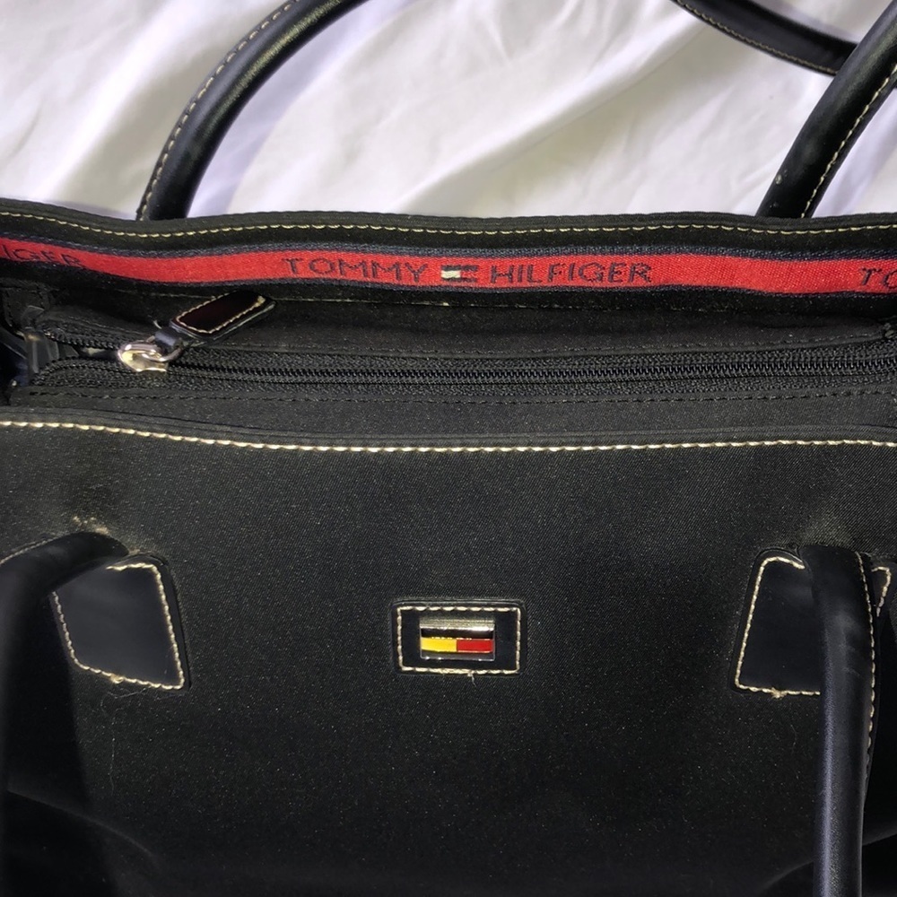 Tommy Hilfiger Purse - Picture 2 of 7